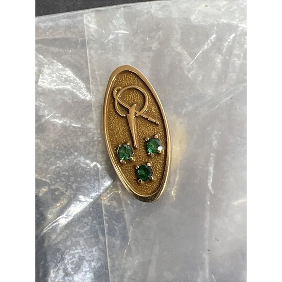 Vintage McDonnell Douglas Emerald Service Award Pin 1/10 10kt GF - Picture 2 of 6